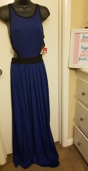 silence + noise Dresses & Skirts - Silence + noise Dress